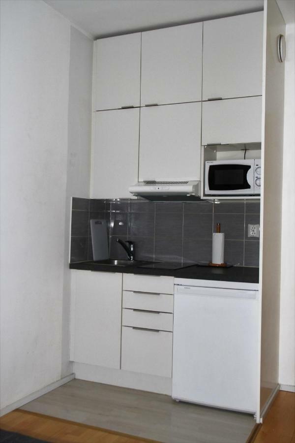 Studio In Helsinki City Center Apartamento Exterior foto